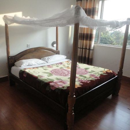 Entebbe Flights Motel Екстериор снимка