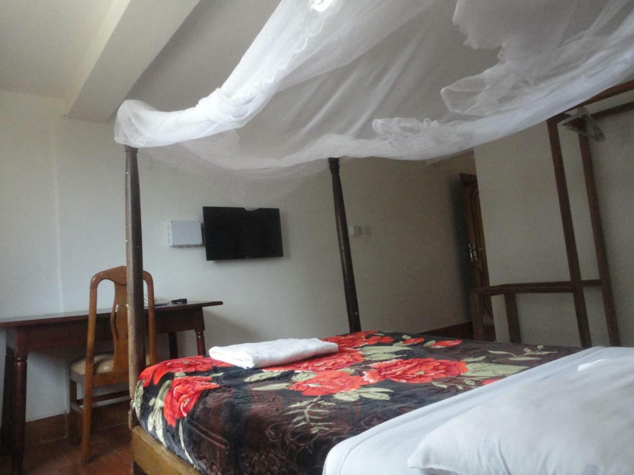 Entebbe Flights Motel Екстериор снимка
