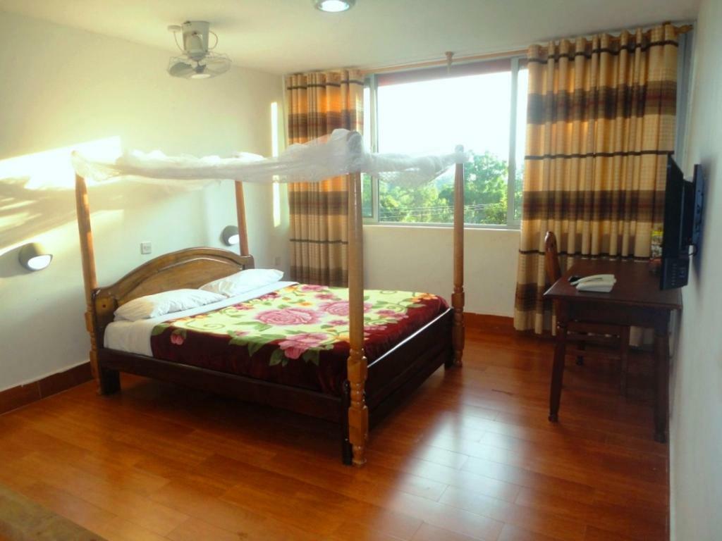 Entebbe Flights Motel Екстериор снимка