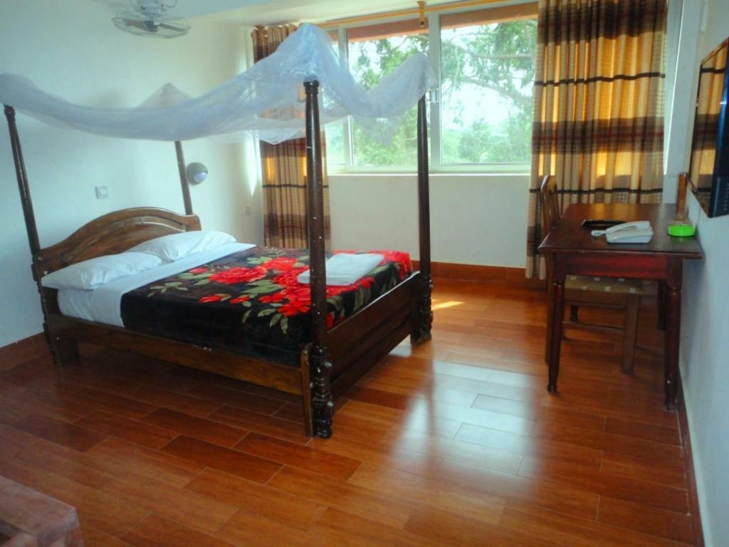 Entebbe Flights Motel Екстериор снимка