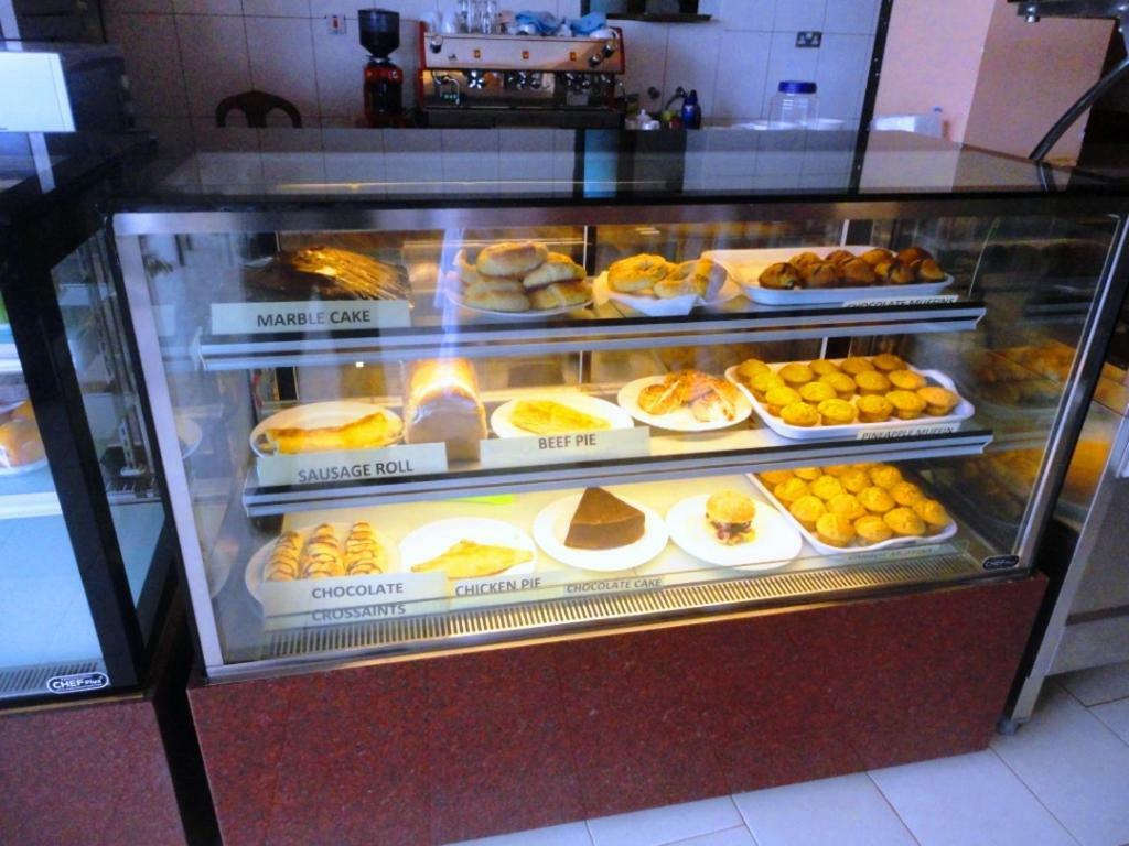 Entebbe Flights Motel Екстериор снимка