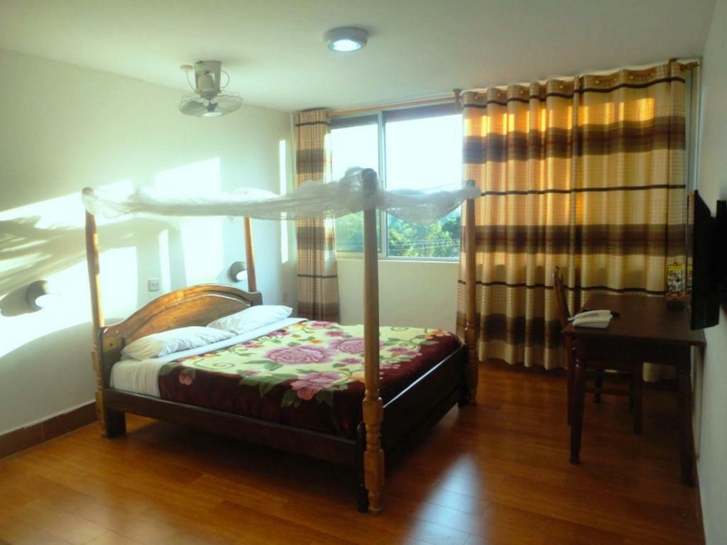 Entebbe Flights Motel Екстериор снимка